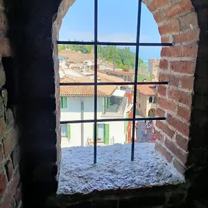 Castello Mavino Apartment Sirmione